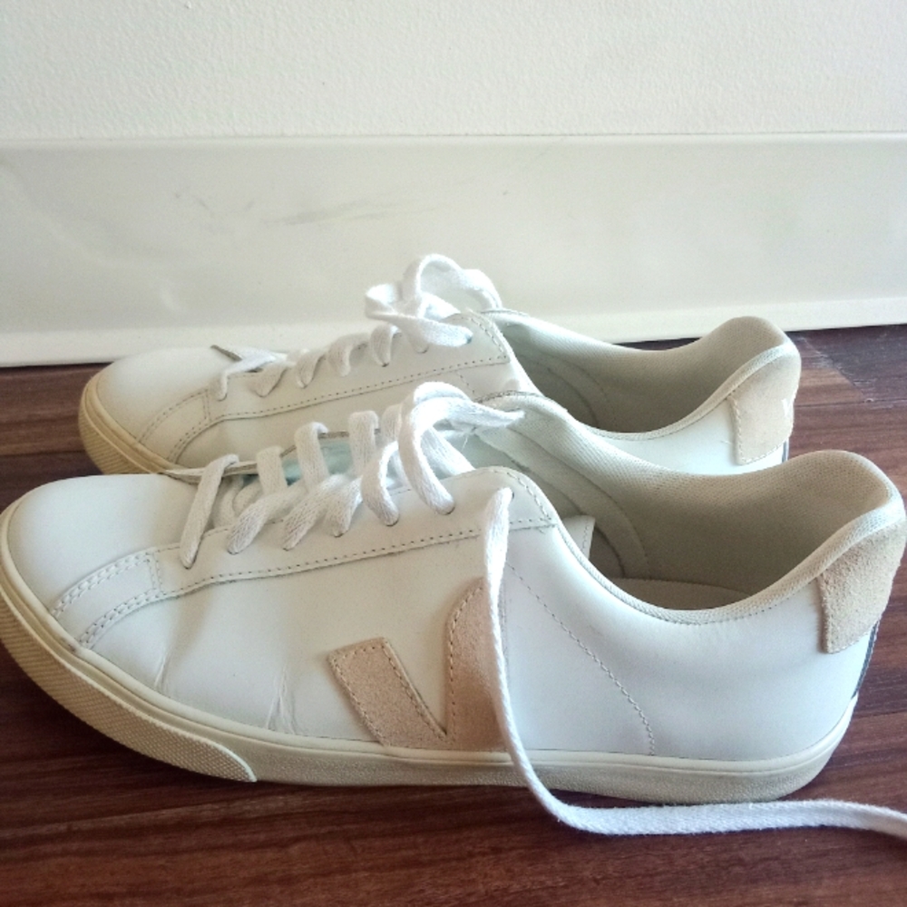 Veja Shoes Size 9